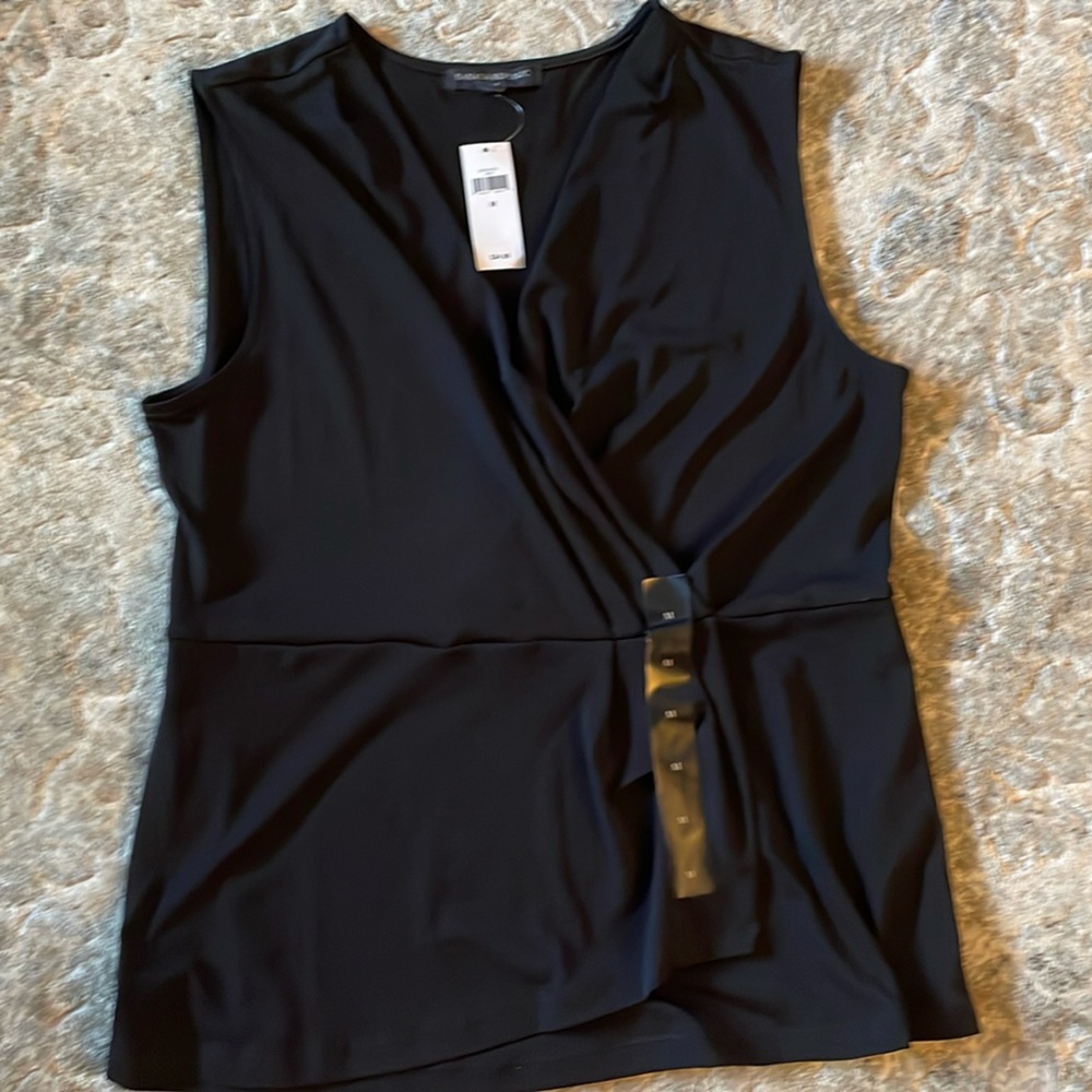 Banana Republic Factory women’s faux wrap sleeveless shirt in black, nwt, size M